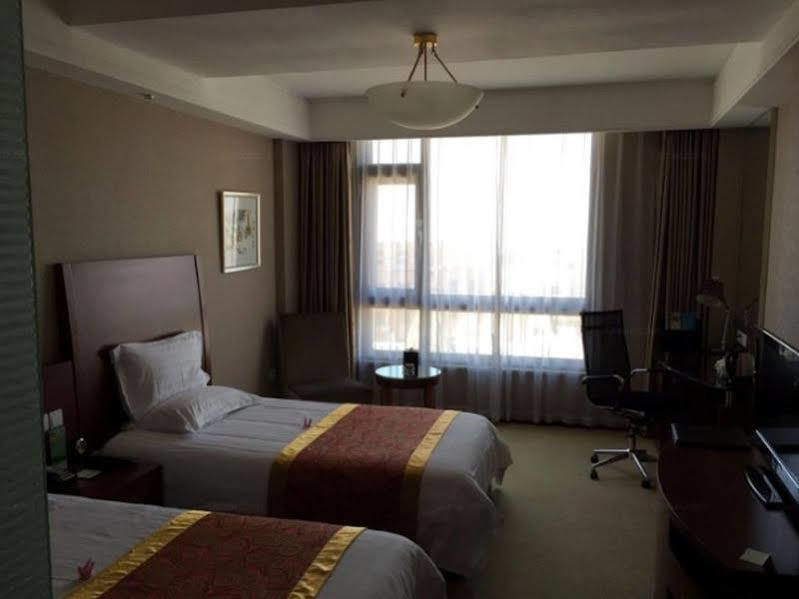 Dalian Furong International Hotel Exterior photo